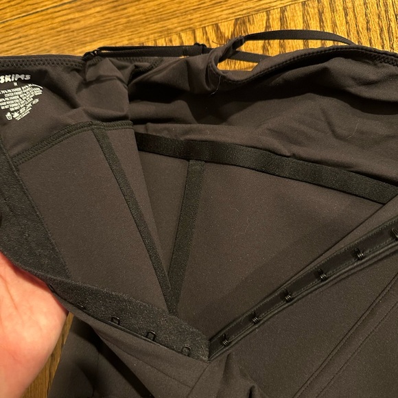 FITS EVERYBODY CORSET CAMI BODYSUIT - ONYX (M) - NWT - Picture 8 of 8